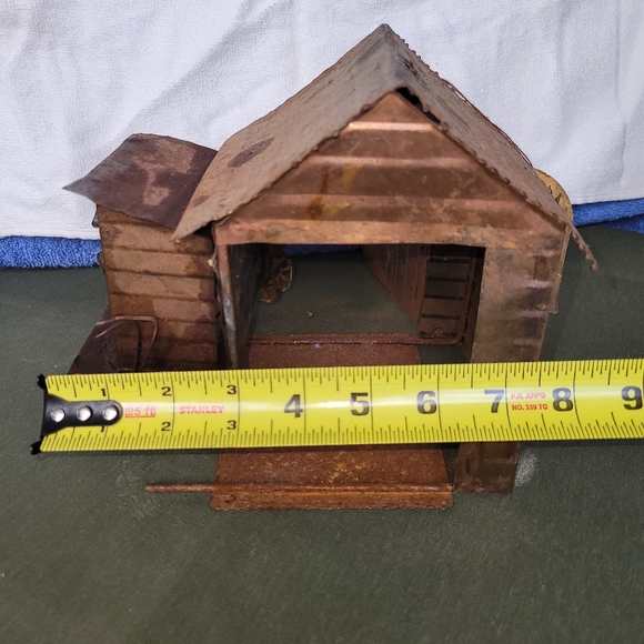 METAL/Tin horse house Music box works As It should - Picture 4 of 8